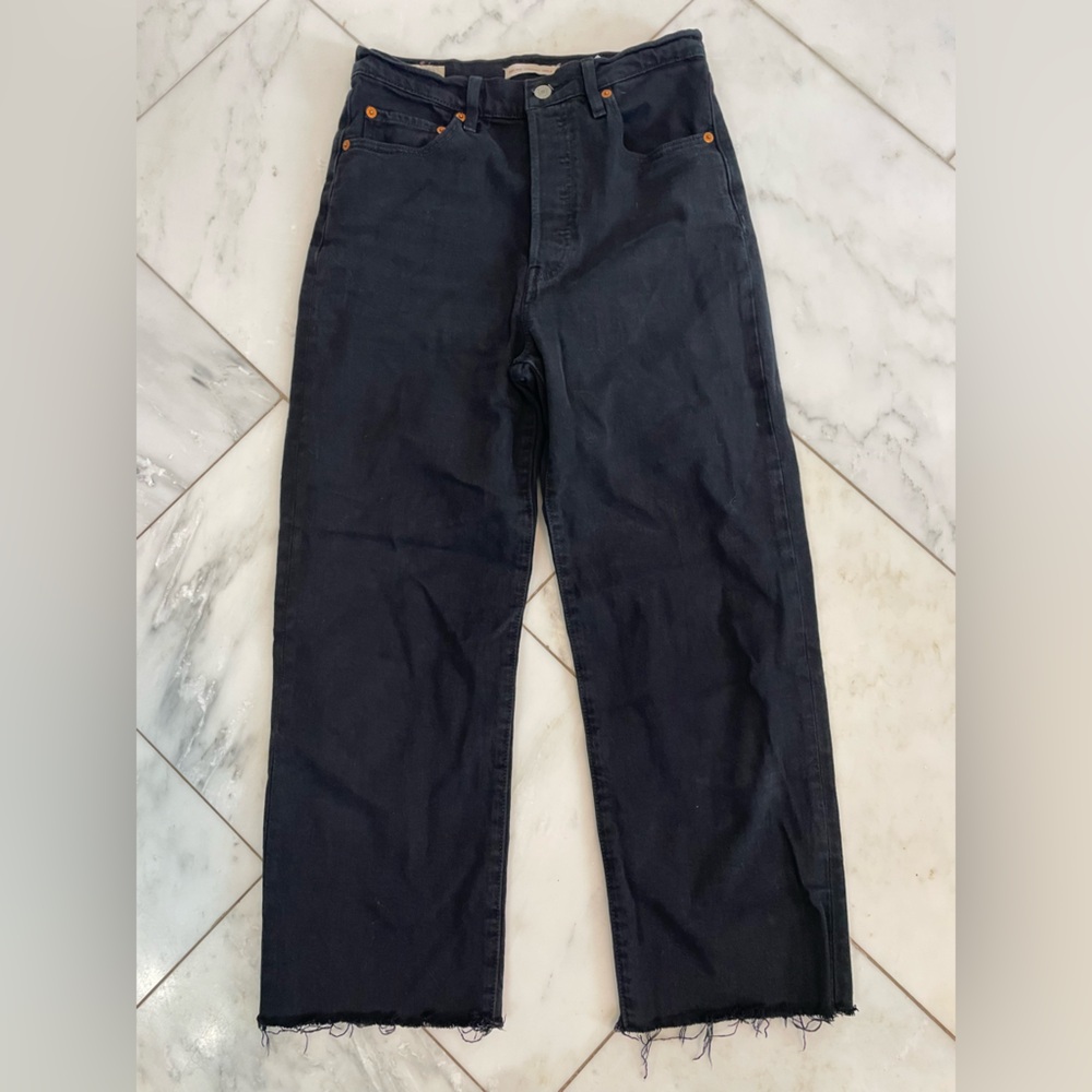 Levi's Women's Straight Leg Jeans - Black - Picture 1 of 8